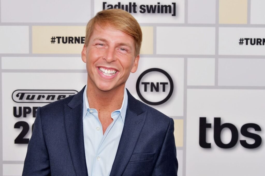 Is Jack McBrayer Gay